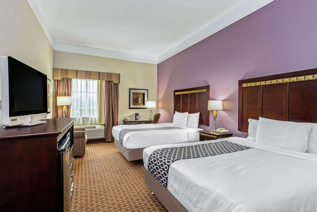 La Quinta By Wyndham Cleburne Hotel Bagian luar foto